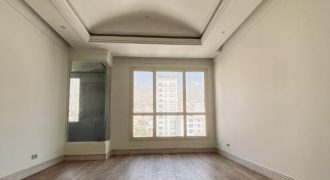 فروش‌آپارتمان/۳۰۰متری/کلید نخورده/۴خواب