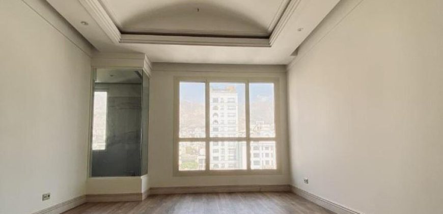 فروش‌آپارتمان/۳۰۰متری/کلید نخورده/۴خواب