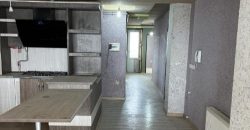آپارتمان ۲۰۹ متری واقع در خیابان دفاع مقدس.