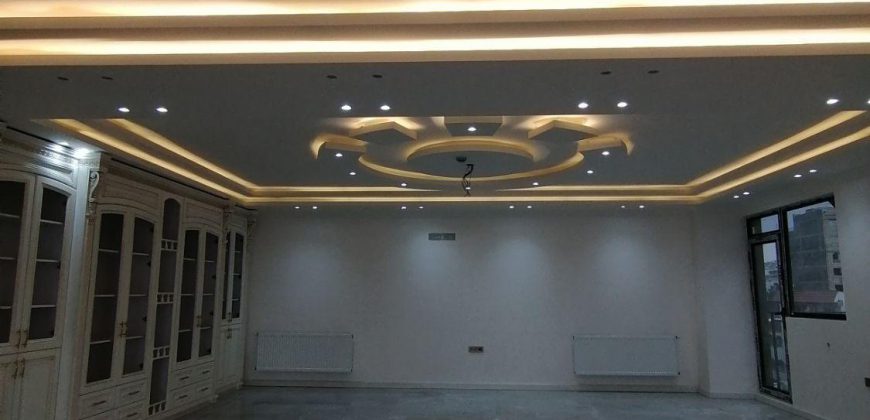 آپارتمان 255 متری فول نصبیات / کوی مهندسین ارمغان