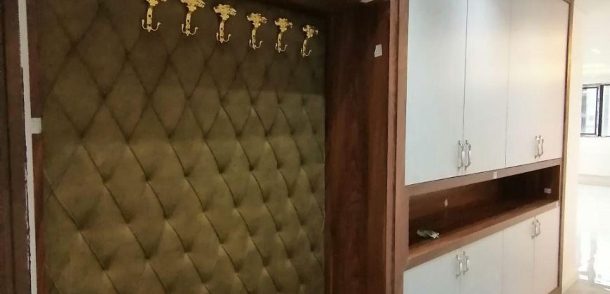 آپارتمان 255 متری فول نصبیات / کوی مهندسین ارمغان