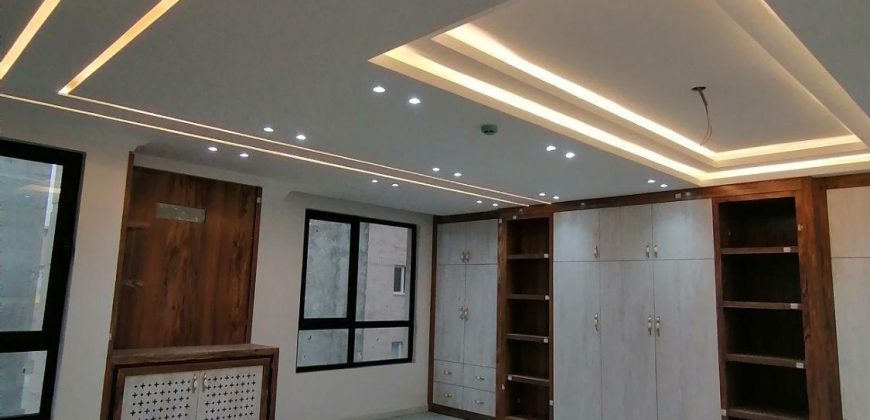 آپارتمان 255 متری فول نصبیات / کوی مهندسین ارمغان