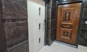 فروش‌آپارتمان/۱۴۵متری/برخیابان/کلید نخورده