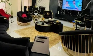 آپارتمان خیابان سنگی آپارتمان خیابان سنگی
