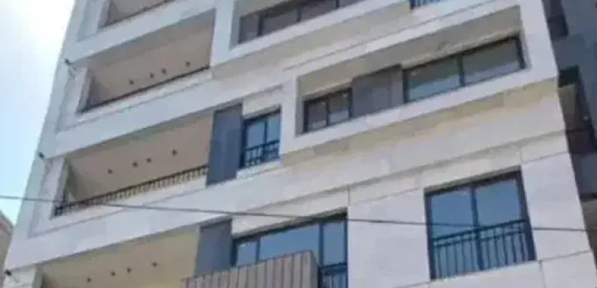 آپارتمان خیابان بهداری