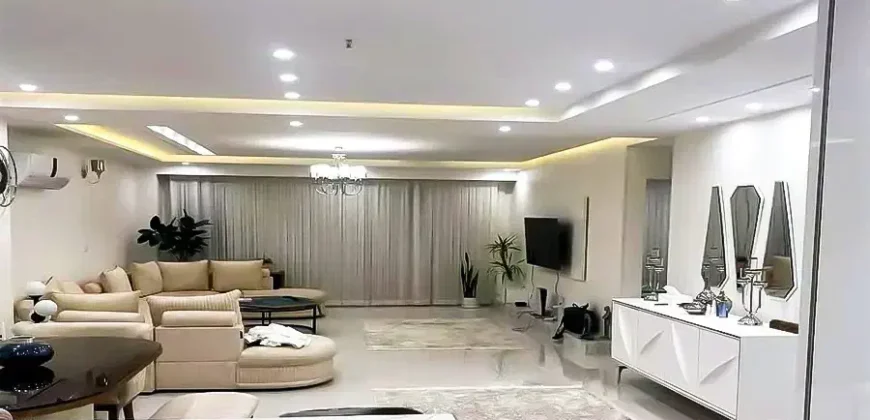 آپارتمان خیابان سعدی 1