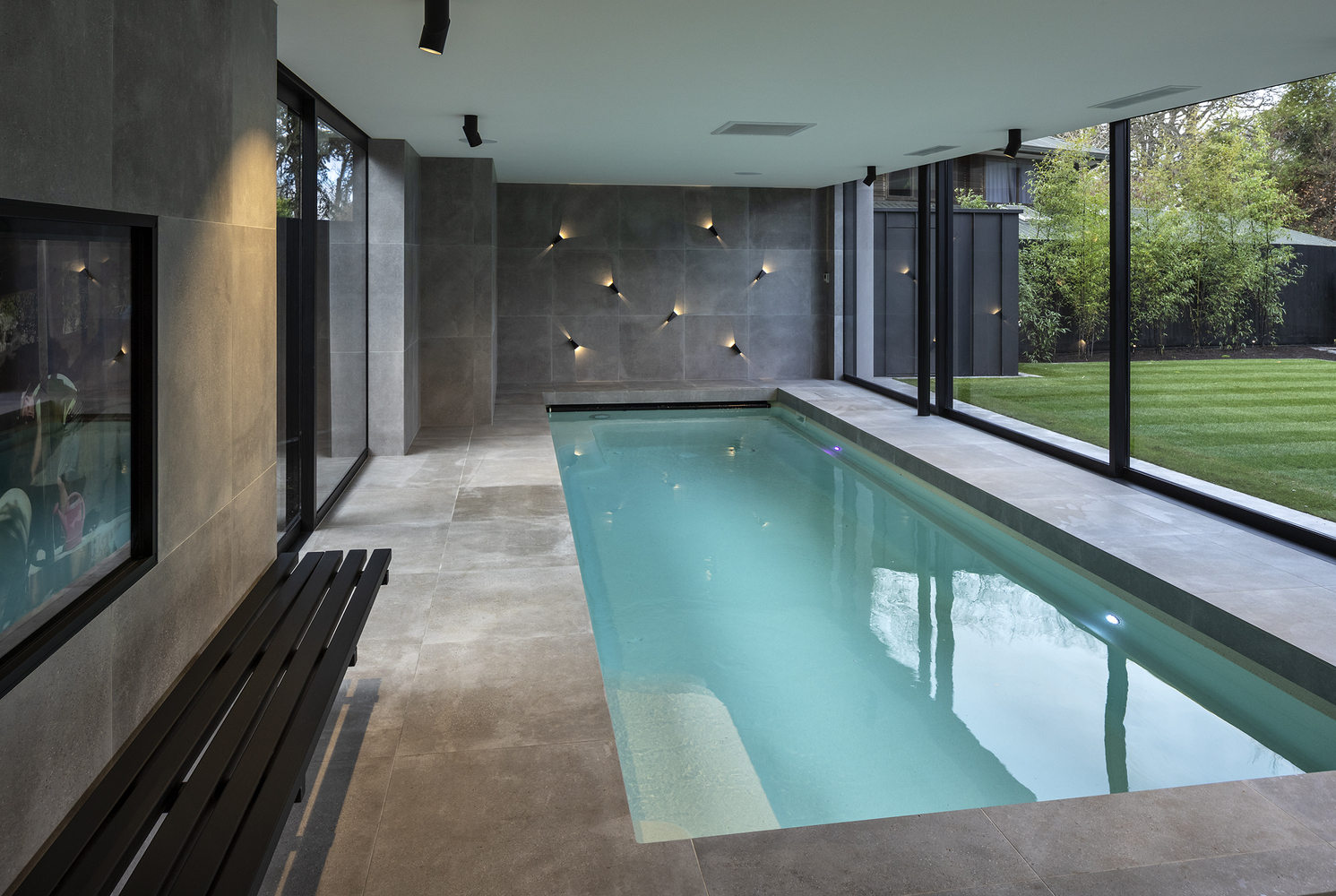 خانه ویلایی آزادگان 300 متر