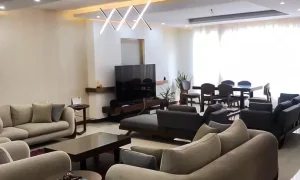 آپارتمان خیابان فردوسی