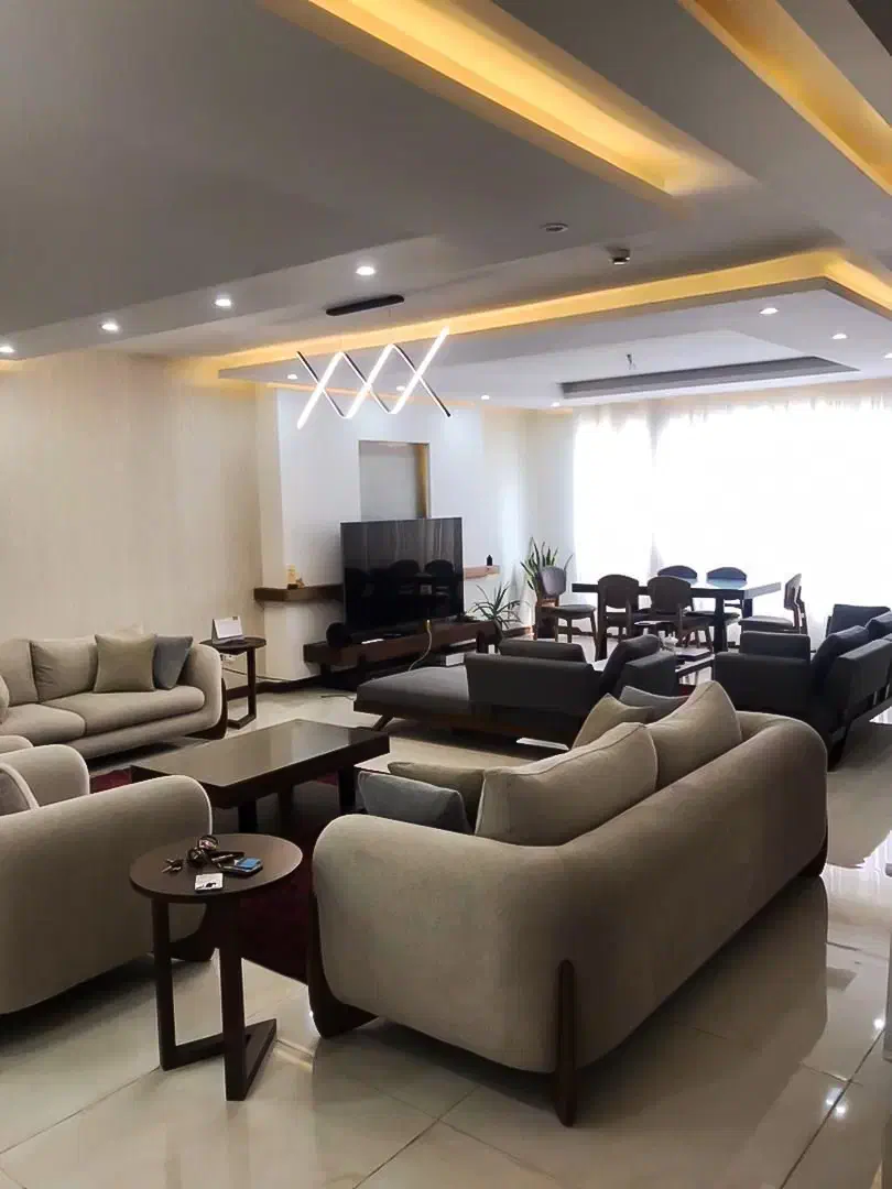 آپارتمان خیابان فردوسی