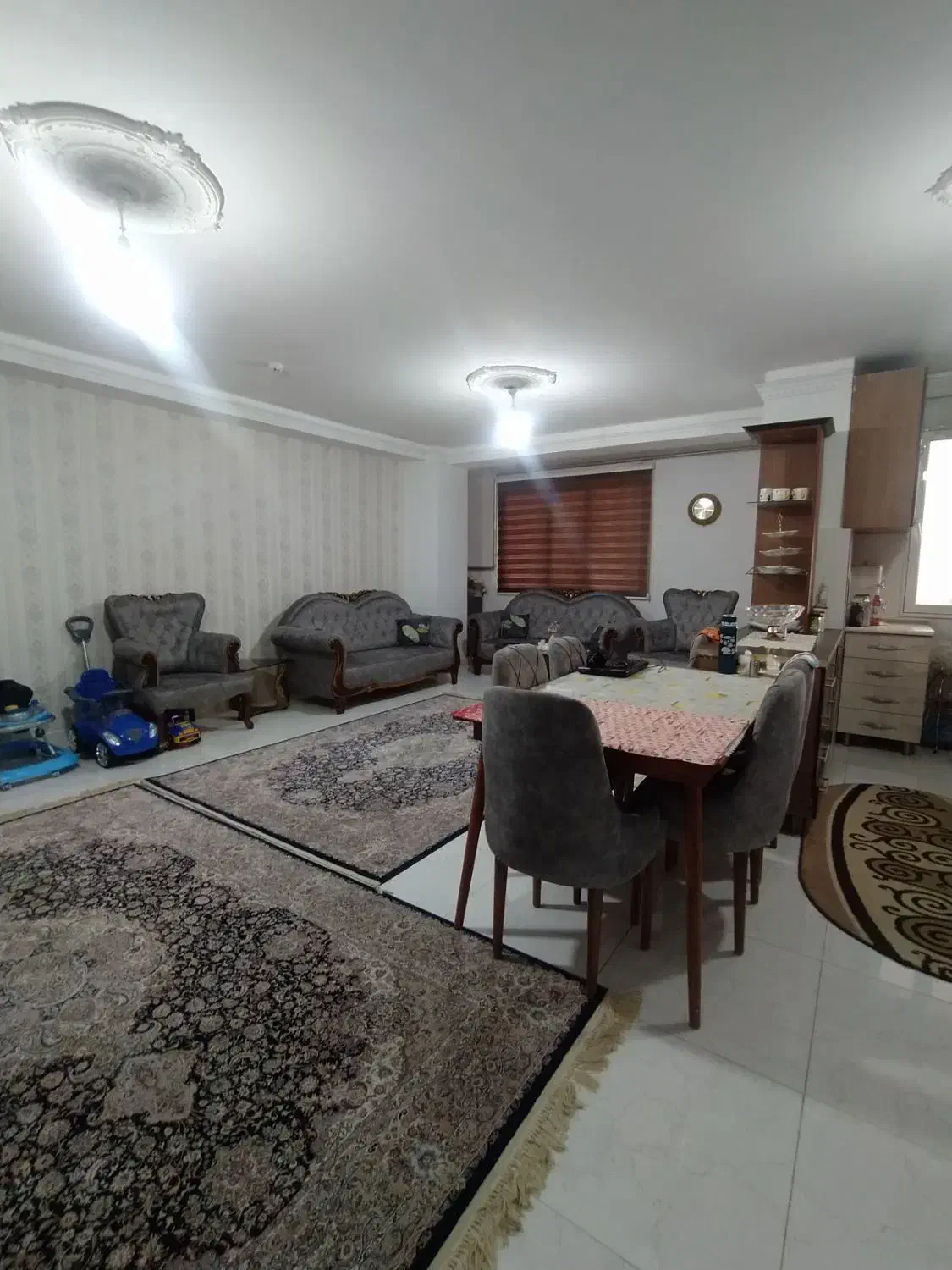 آپارتمان خیابان گلشهردو