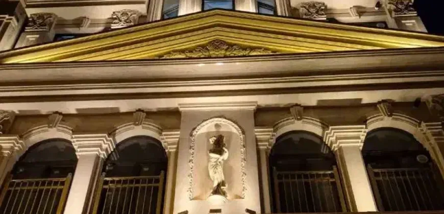 آپارتمان خیابان محتشم