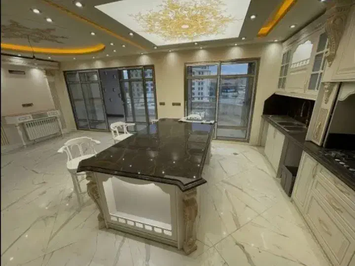 آپارتمان خیابان احمدی روشن