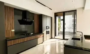 آپارتمان خیابان باغبان نوین