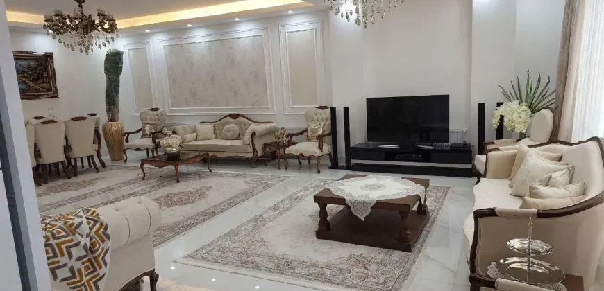 آپارتمان خیابان حضرت پور