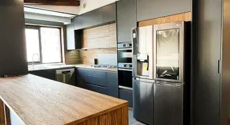 آپارتمان خیابان شمس