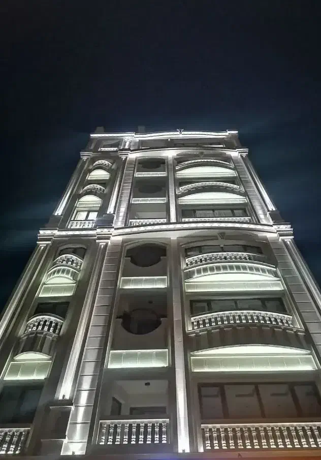 آپارتمان خیابان فارابی