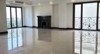 آپارتمان خیابان زرین